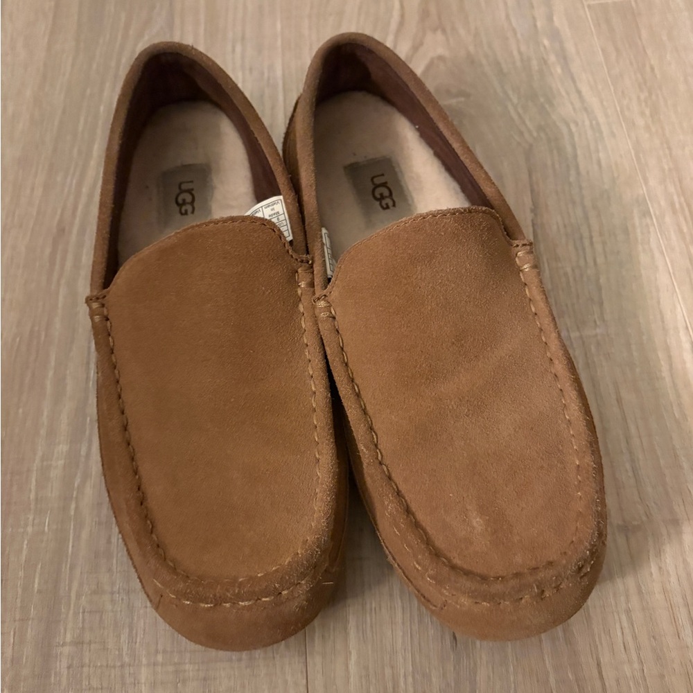 UGG Men's Tan Slippers